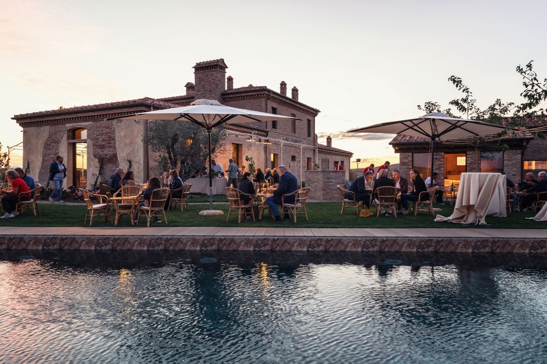 Wedding and celebrations italy tuscan sunset