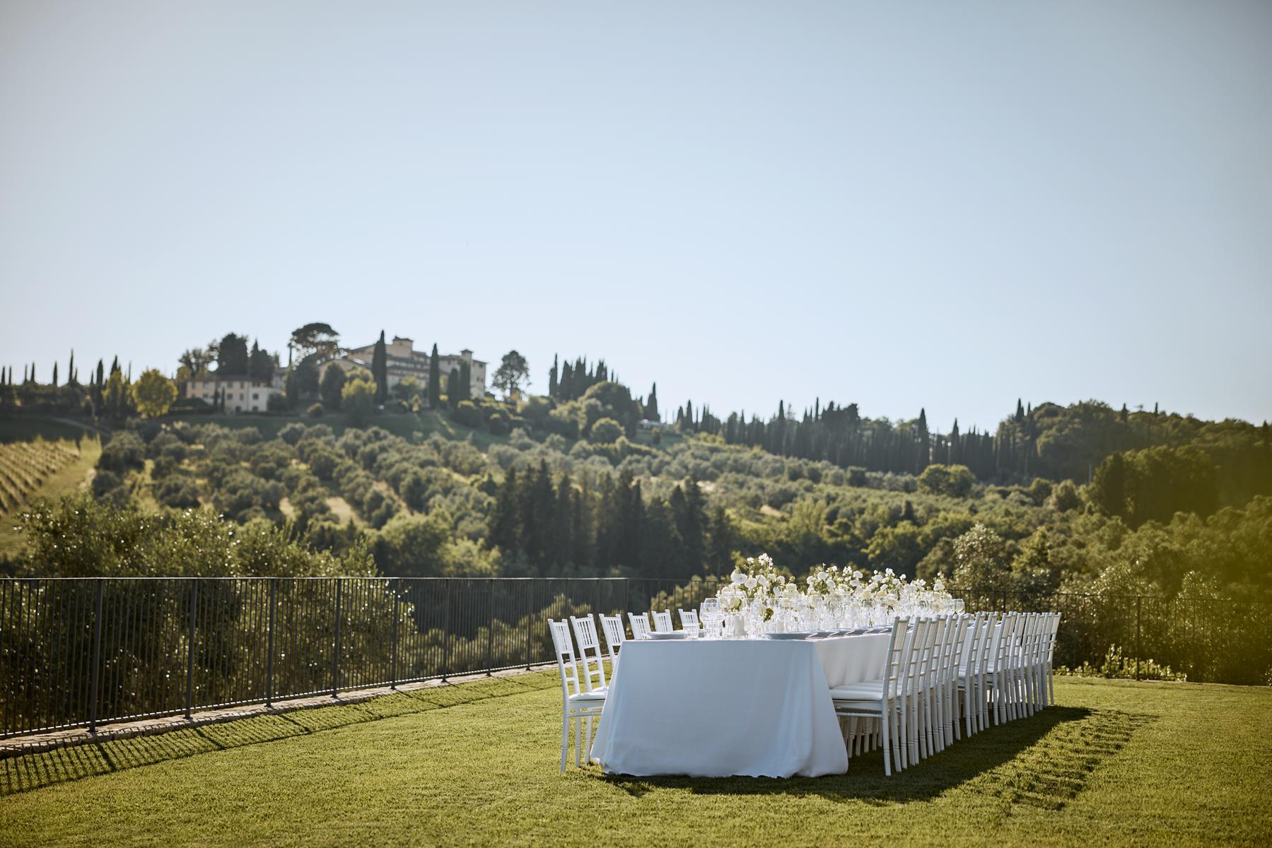 Tuscany villa san luigi wedding table